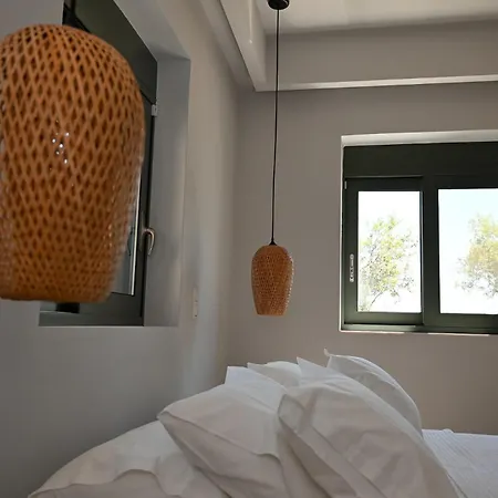 Athina's Stone House In Villa *