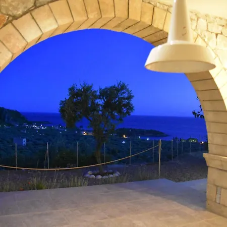 Athina's Stone House In Villa