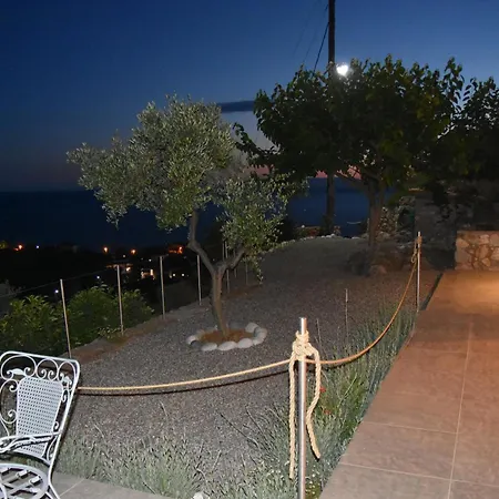 Villa Athina's Stone House In Kardhamili