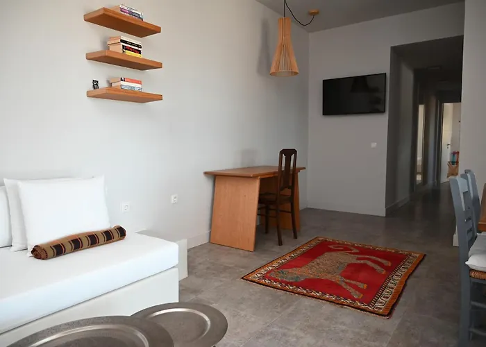 Athina's Stone House In Villa *