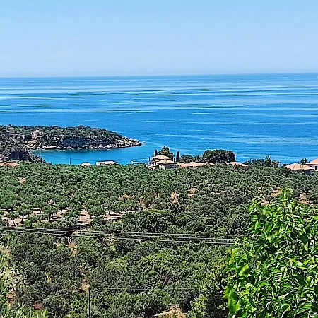 Athina's Stone House In Kardamyli
