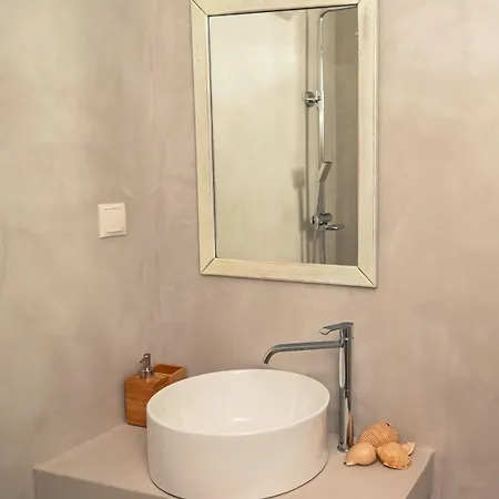 Athina's Stone House In *