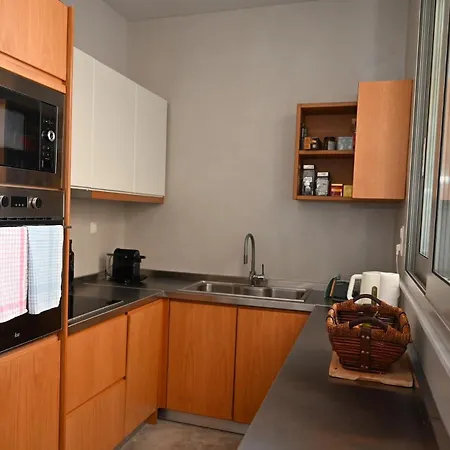 Athina's Stone House In וילה קרדמילי