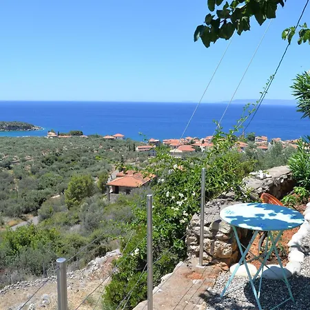 Athina's Stone House In * Kardhamili