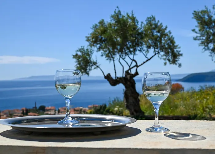 Villa Athina's Stone House In Kardhamili