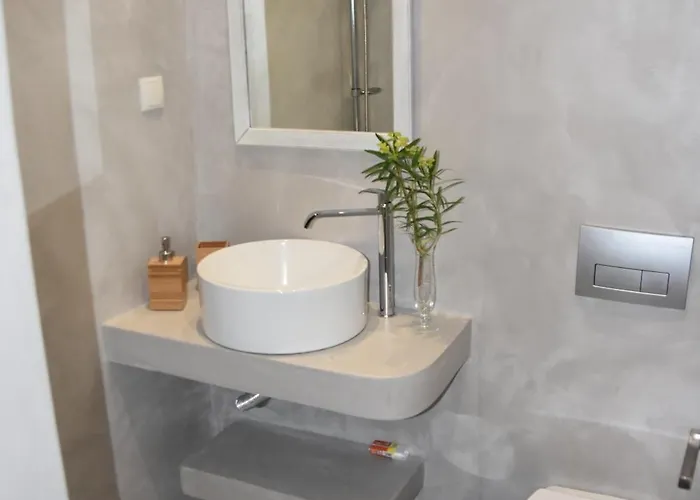 Athina's Stone House In *