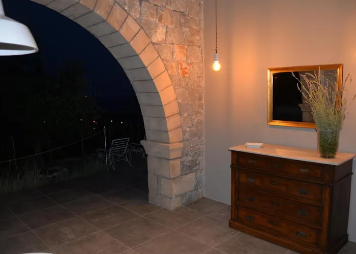 Athina's Stone House In Kardhamili