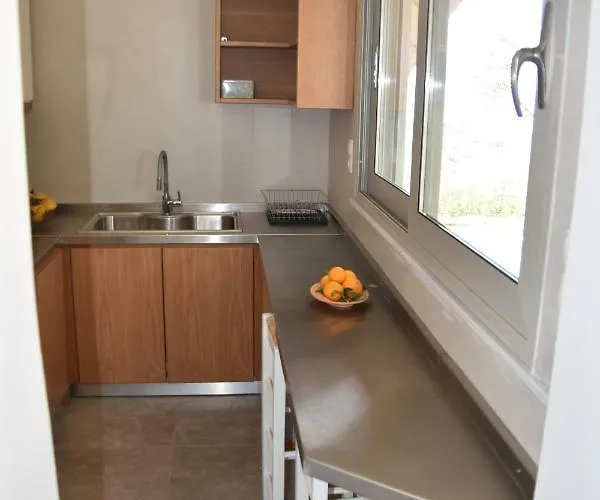 Villa Athina's Stone House In Kardhamili