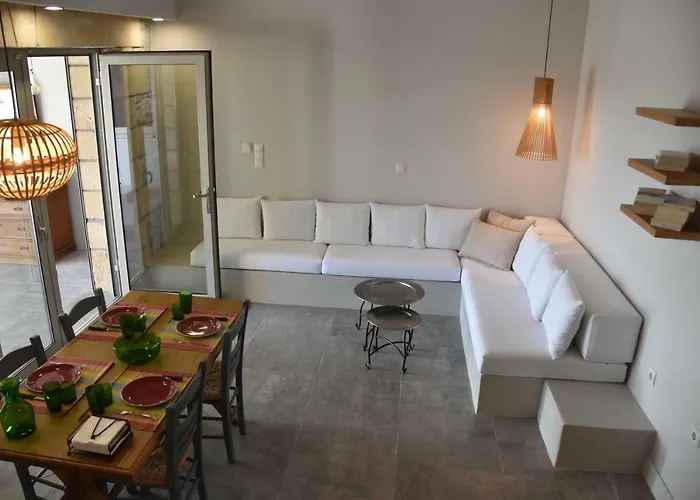 Villa Athina's Stone House In *